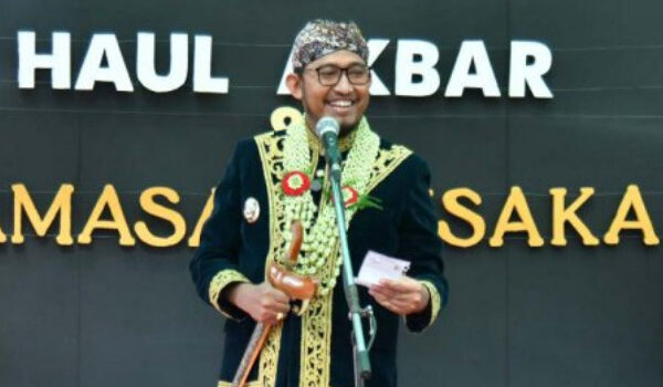 Lestarikan Warisan Leluhur, Bupati Sumenep Usulkan Jamasan Keris Jadi Agenda Budaya Global