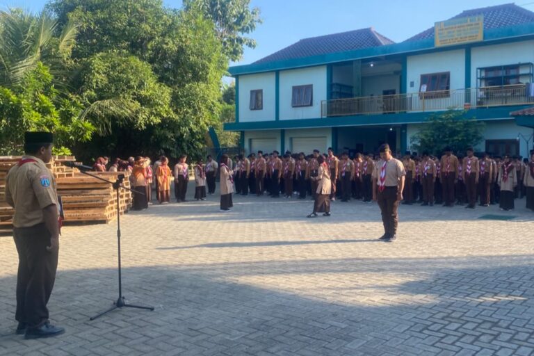 KKN UIN Madura dan IBS PKMKK Semarakkan HUT RI ke-81 Tahun dan Hari Pramuka