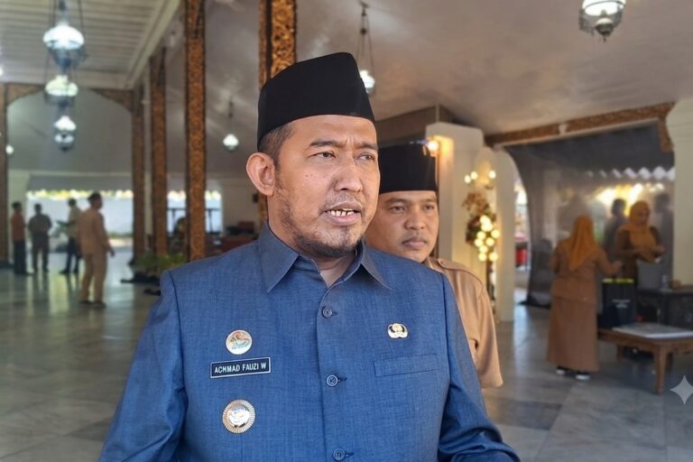 Bupati Fauzi Dorong Industri Rokok Ikut Gerakkan Ekonomi di Festival Tani