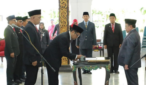 55 Pejabat Sumenep Dilantik, Wabup Tekankan Program Harus Berdampak